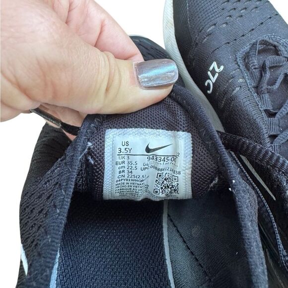 Nike Air Max 270 Women's Shoes in Black & White Size US 3.5Y - Picture 11 of 14